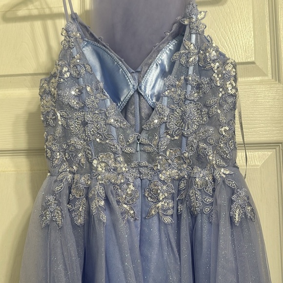 Juliet Dresses Style 863 Size XS Perwinkle - Picture 3 of 7